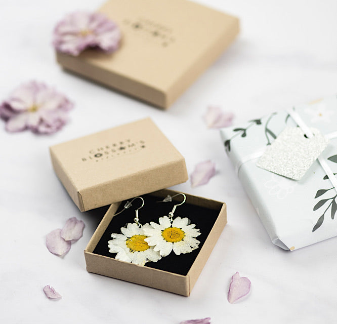 Silver Daisy Earrings